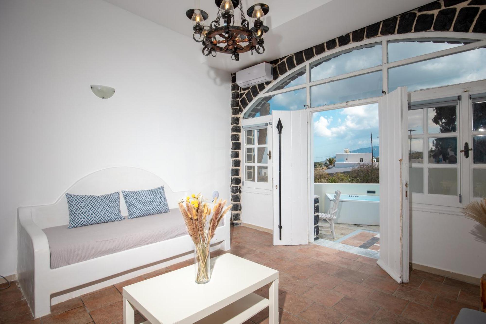 Vourvoúlos Dawn Suites Santorini חדר תמונה